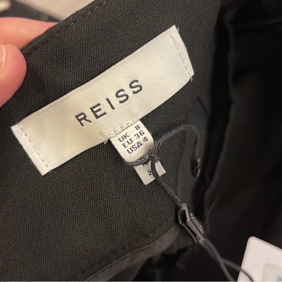 Reiss Keri Stir-Up Leggings in Black- 0,4 - Picture 10 of 10